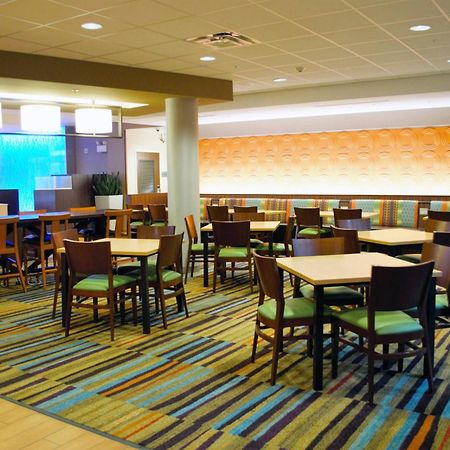 Fairfield Inn & Suites By Marriott Stroudsburg Bartonsville/Poconos מראה חיצוני תמונה