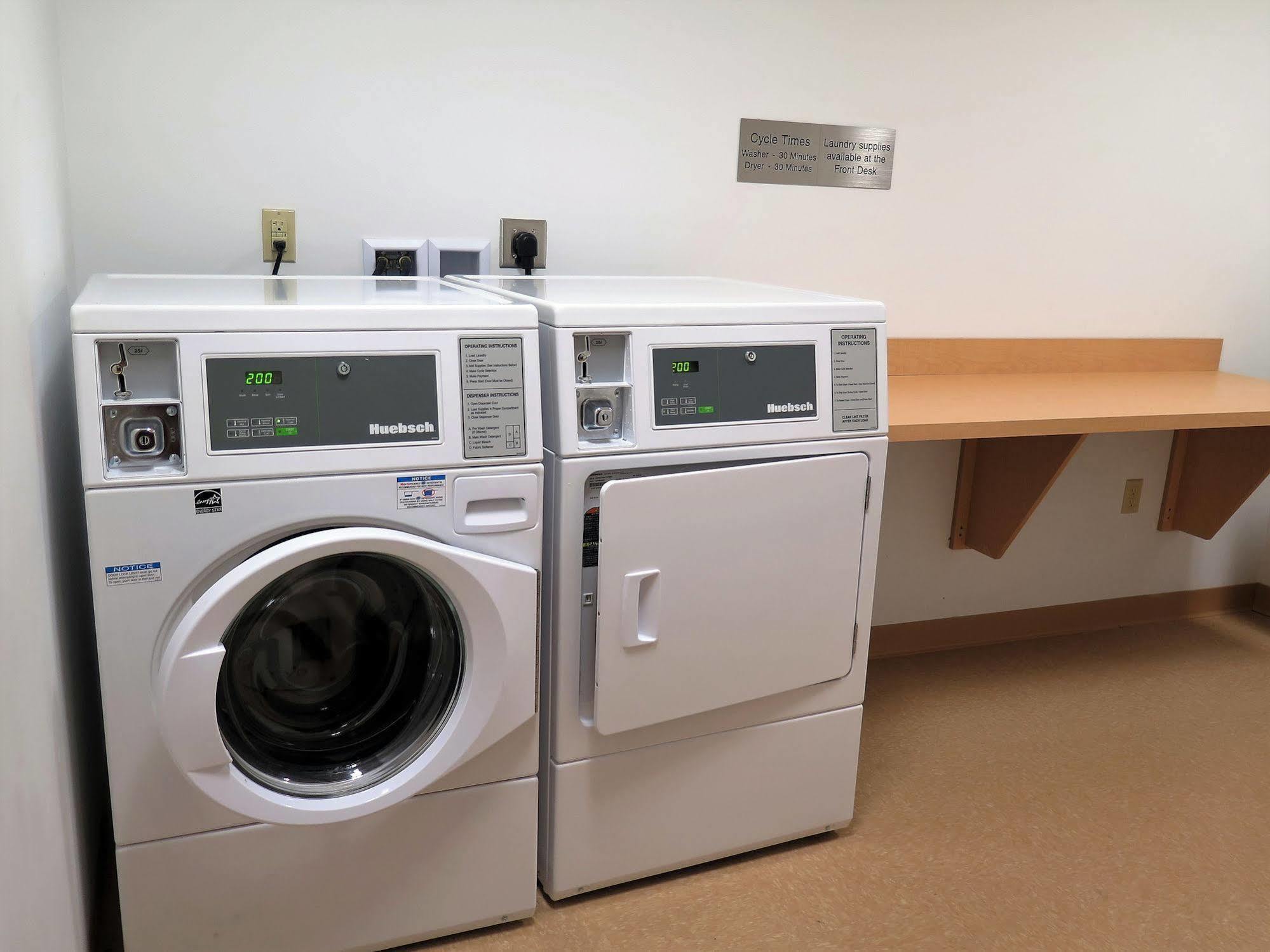 Fairfield Inn & Suites By Marriott Stroudsburg Bartonsville/Poconos מראה חיצוני תמונה